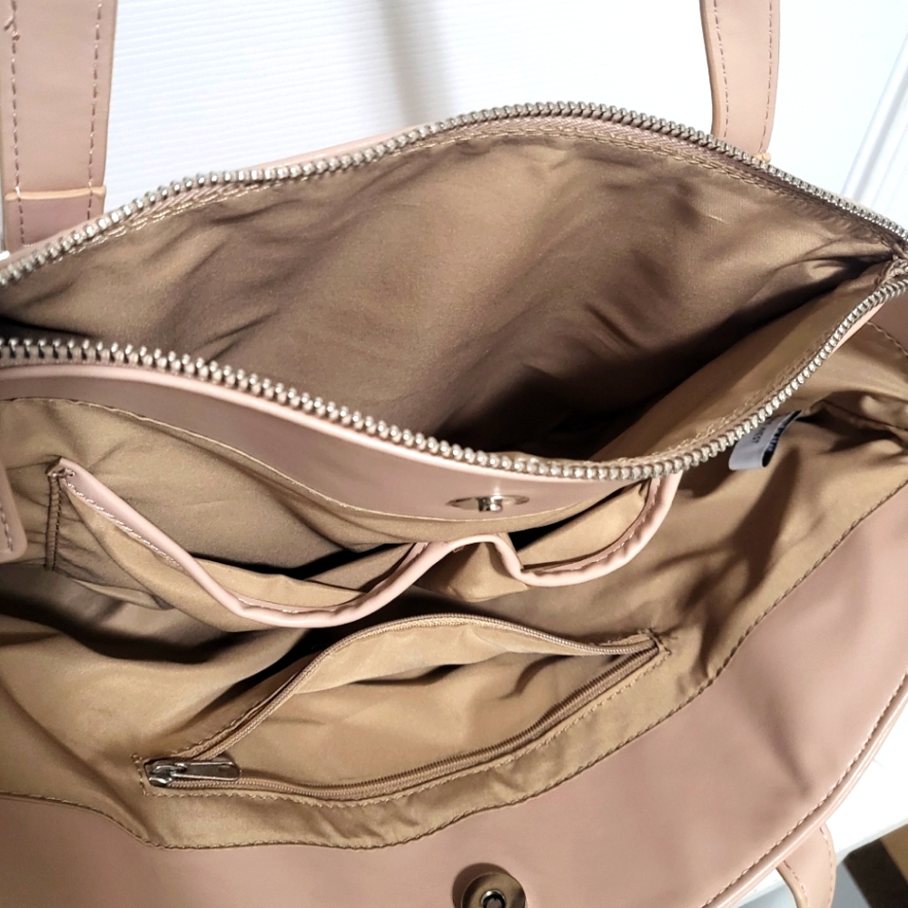 Nine West tote - Picture 11 of 12